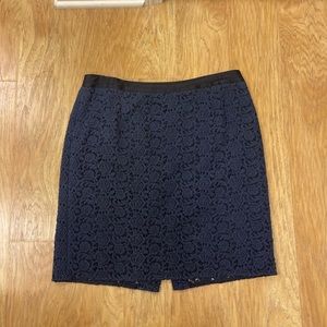 🚨MAKE AN OFFER🚨 Classiques Entrier Navy and Black Lace Skirt